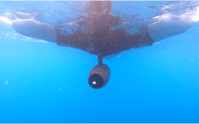 Disse to selskapene jobber med et høyytelsesbatteri for elektriske jetbåter